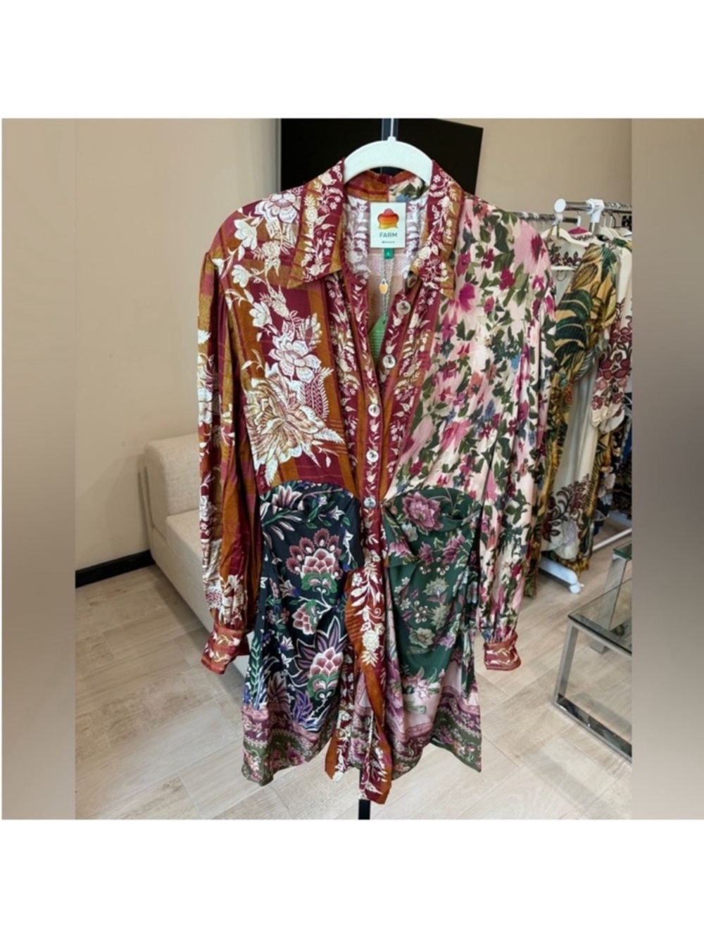Mixed Winter Garden
Lenzing Viscose Mini Dress by farm Rio DT - Picture 14 of 15